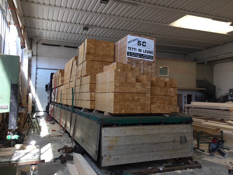 sctravi_travi lamellari_Tetti_e_strutture_in_legno
